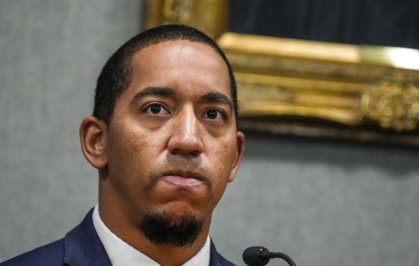 Police officer Darrell Cantu-Harkless, who was the officer closest to Michael Ramos' vehicle during the fatal 2020 shooting, testifies Wednesday.